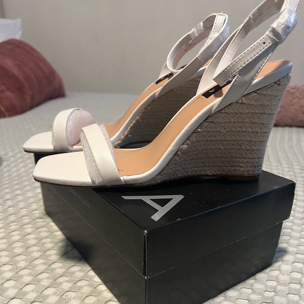 Aqua wedge heel